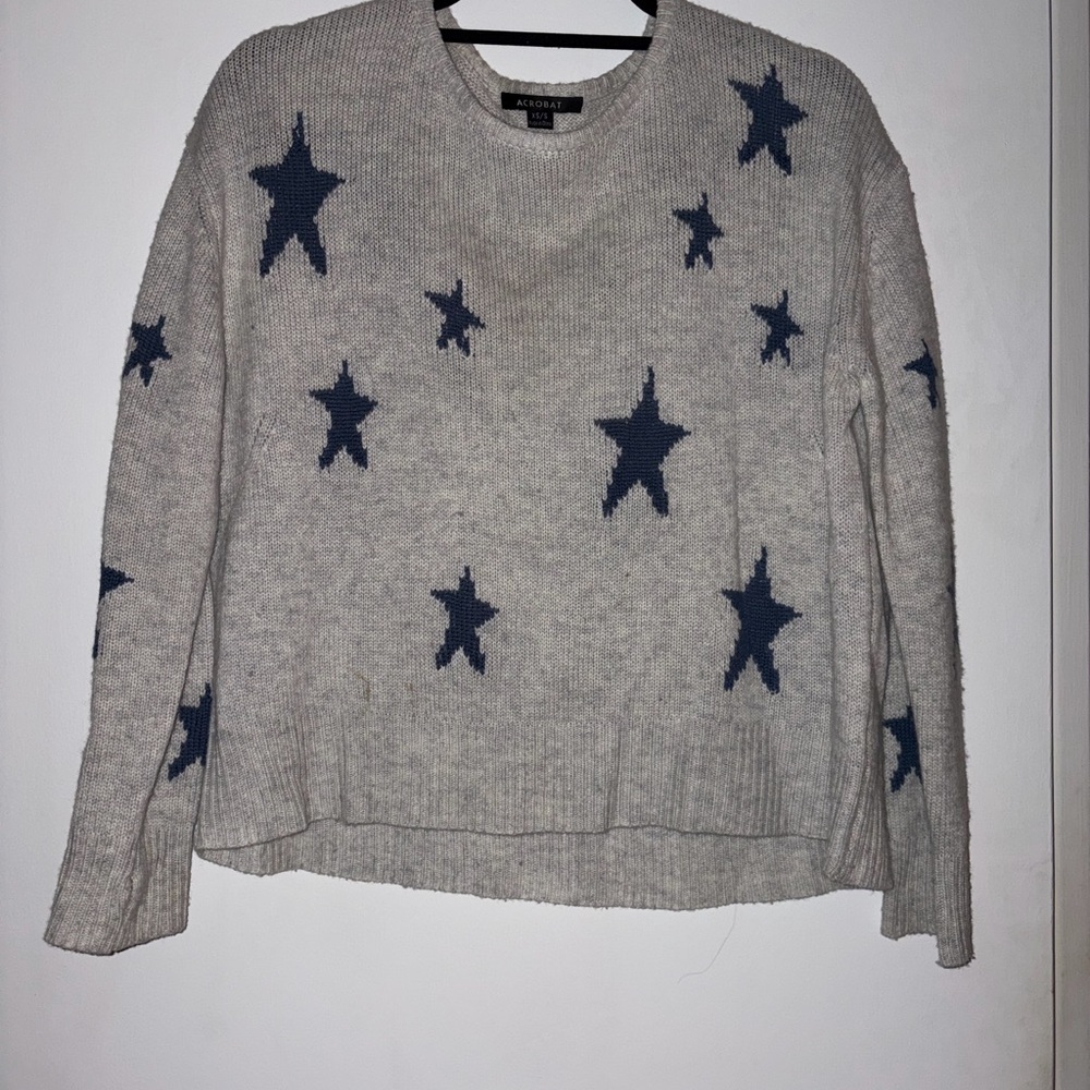 Acrobat Gray Sweater with Navy Star Pattern
